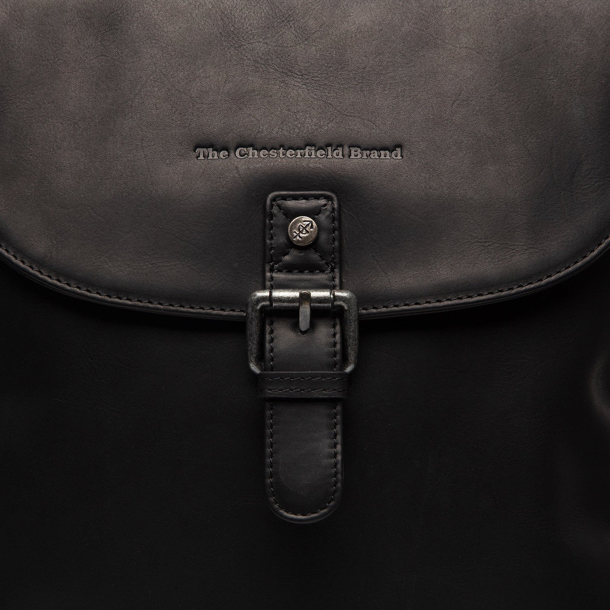 
Vermont Full-Grain Leather Backpack - Structured Side Profile Showing Gusset Depth & Expansion Capacity
